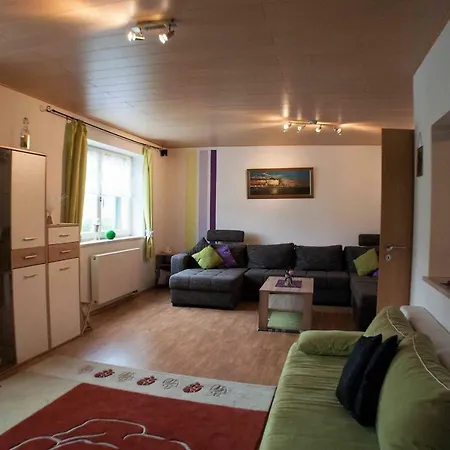 Apartamento Ferienwohnung Finningen