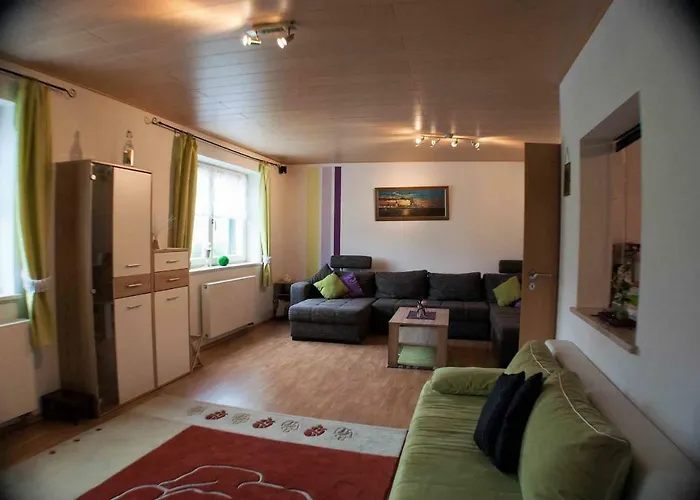 Appartement Ferienwohnung Finningen