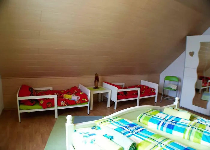Appartement Ferienwohnung Finningen